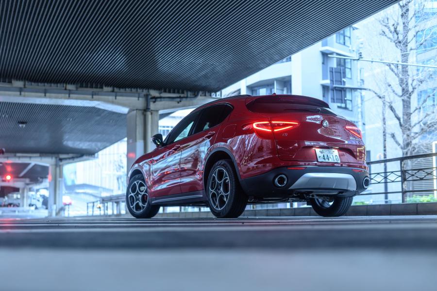 Alfa Romeo Stelvio (949) 2018 года  (JP) (фото 25 из 32)